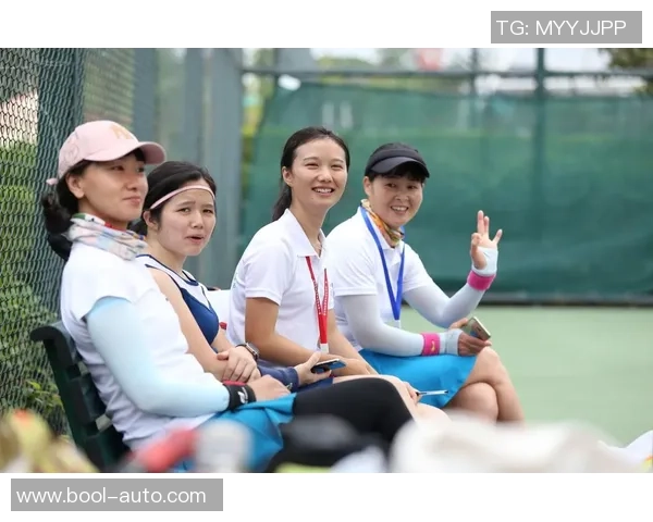 深圳网球队荣登网球节奏排行榜第十名展现出色实力与团队合作精神 深圳网球队荣登网球节奏排行榜第十名展现出色实力与团队合作精神