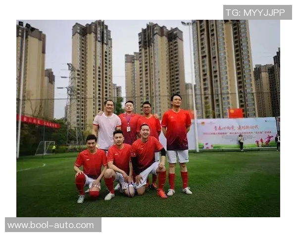 足球热议：广州足球队的团队协作争议