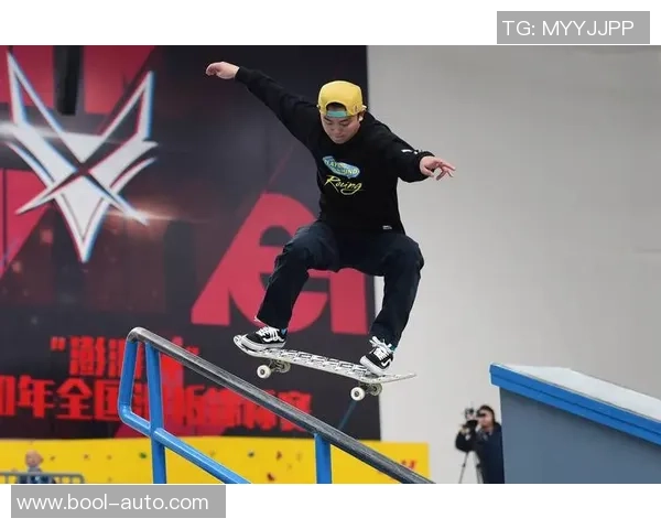 滑板热点：解读南京滑板队的包夹